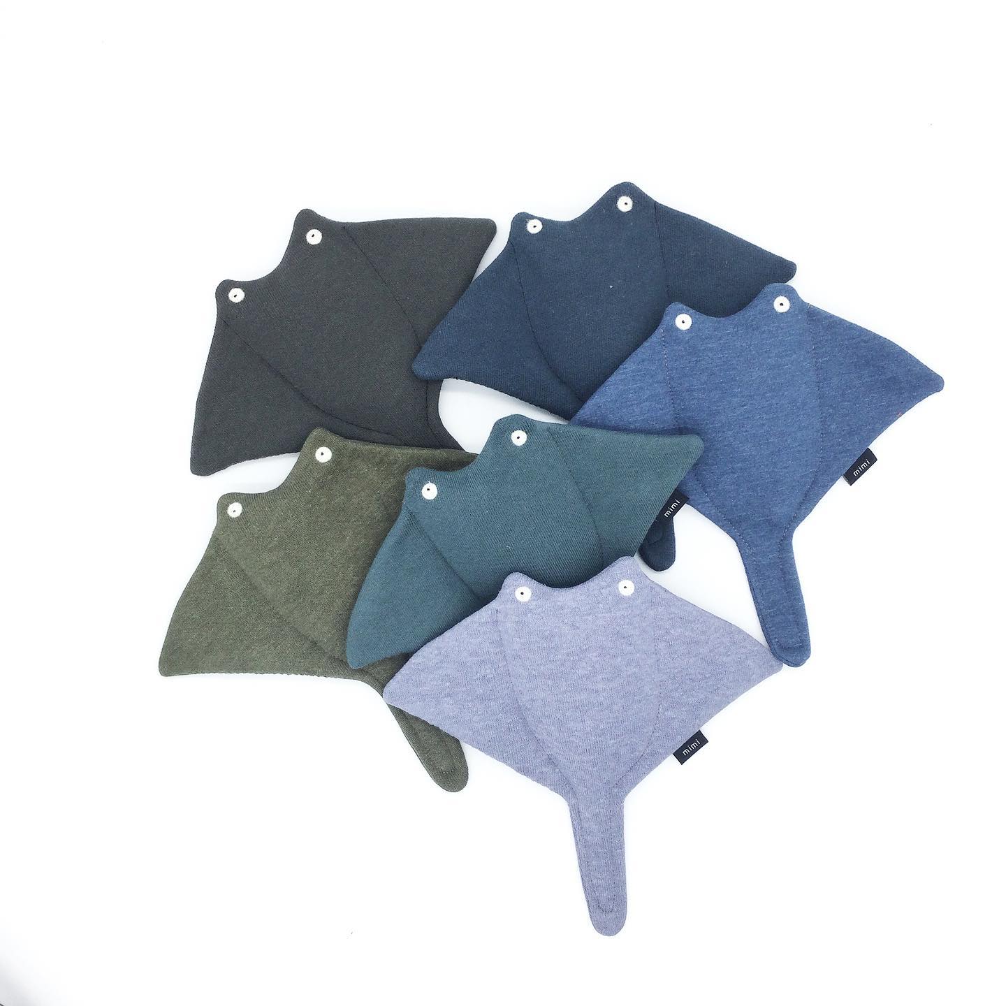 Assorted Manta Ray Crinkle Toy