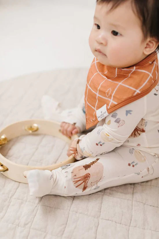 Cozy Forest Bib Set