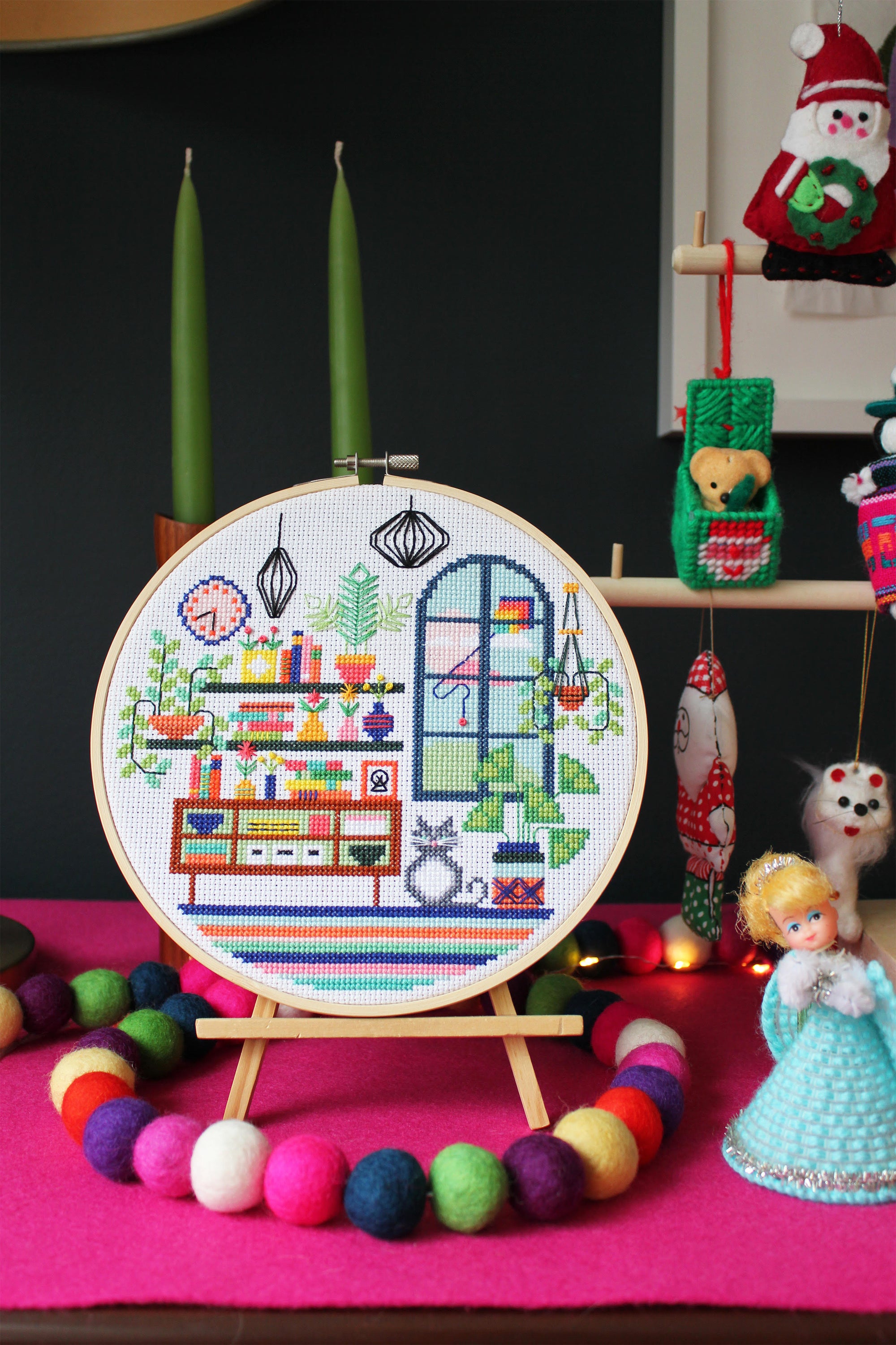 Lunas Living Room Cross Stitch Kit