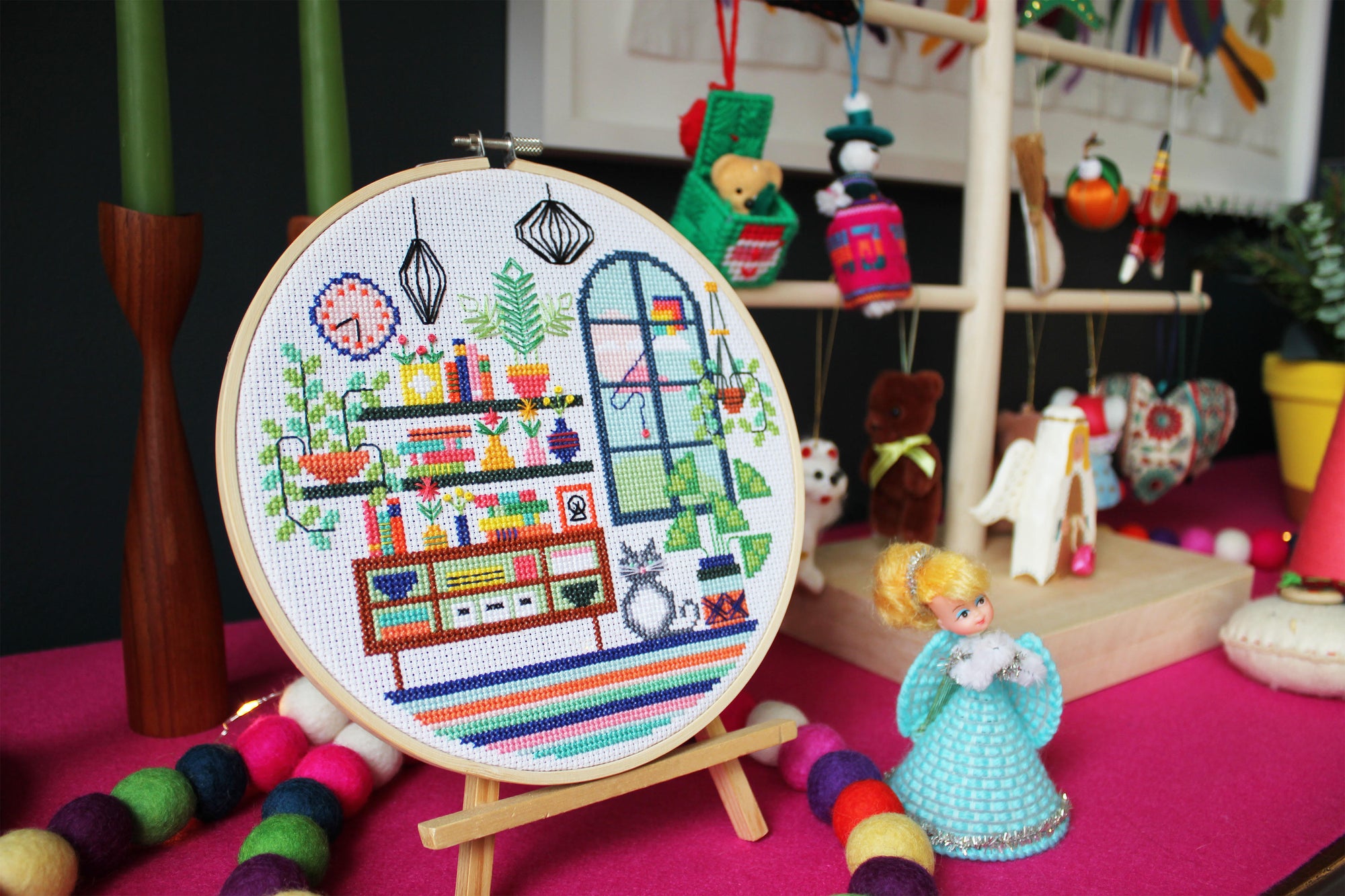 Lunas Living Room Cross Stitch Kit
